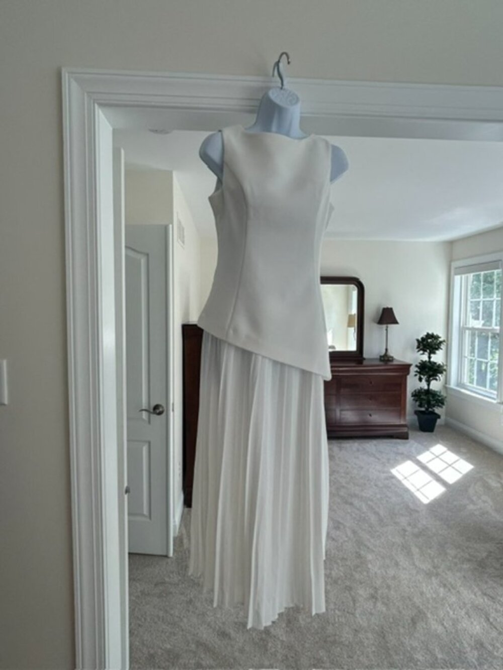 COMMENSE Sleeveless Asymmetric Pleated Midi Dress White XS NWT